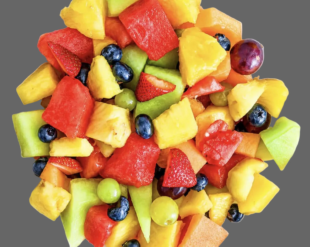Assiette de fruits frais mélangés