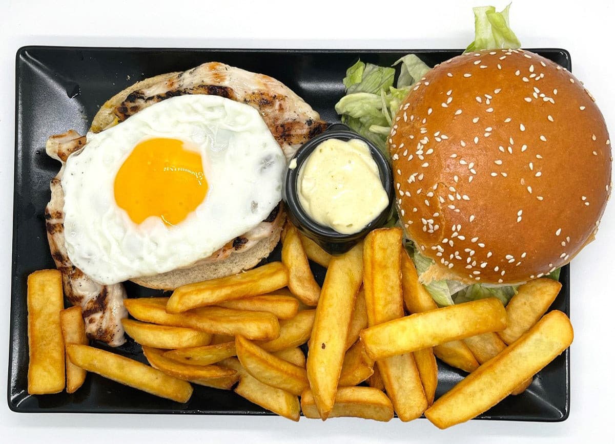 Hamburger poulet grillé